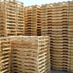 Cạnh tranh giữa Pallet gỗ và Pallet nhựa, lựa chọn nào phù hợp cho doanh nghiệp Hải Phòng